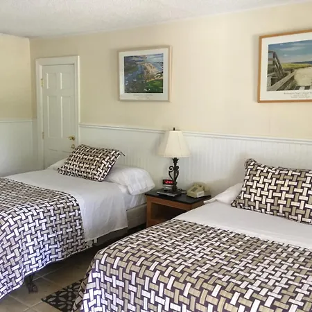 Westhampton Seabreeze Motel